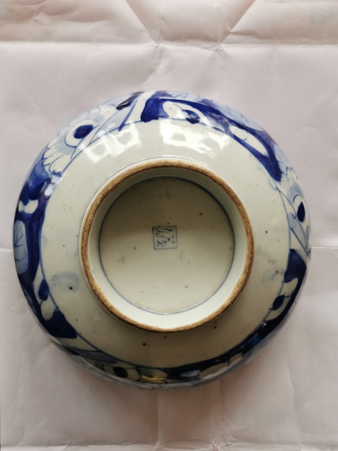 古玩陶瓷日本青花花卉盤拍賣，當前價格6800元