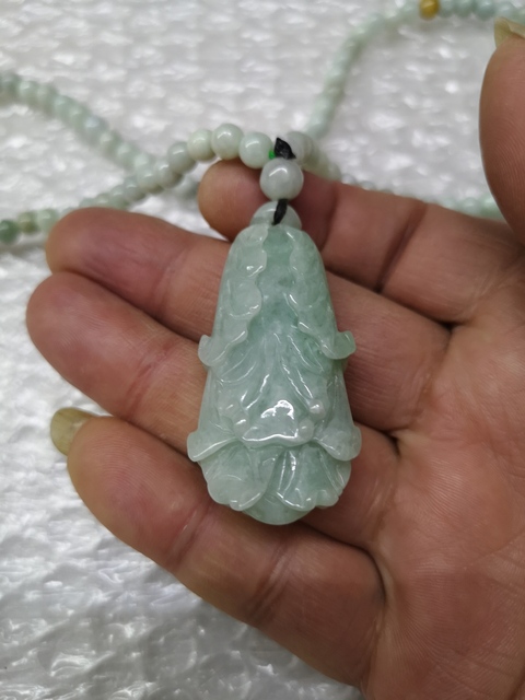古玩玉器翠白菜拍賣,當(dāng)前價(jià)格350元