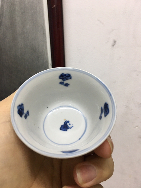 古玩陶瓷青花山水杯拍賣(mài)，當(dāng)前價(jià)格9800元