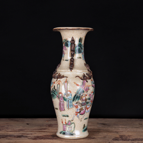 古玩陶瓷清晚哥釉粉彩刀馬人瓶拍賣，當前價格1500元