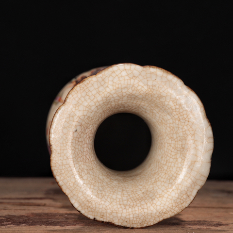 古玩陶瓷清晚哥釉粉彩刀馬人瓶拍賣，當前價格1500元