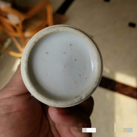 古玩陶瓷青花花插拍賣，當前價格3800元