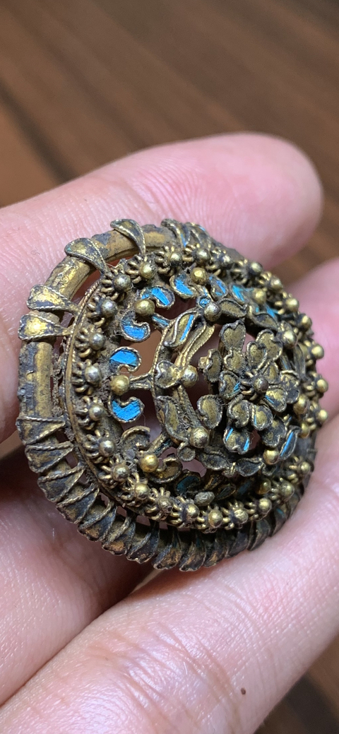 古玩雜項(xiàng)鎏金點(diǎn)翠帽花拍賣，當(dāng)前價(jià)格8800元