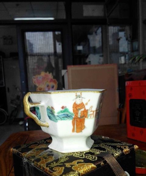 古玩陶瓷粉彩杯拍賣，當前價格6600元