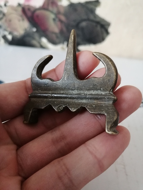 古玩陶瓷黃銅山子筆架拍賣，當前價格10800元