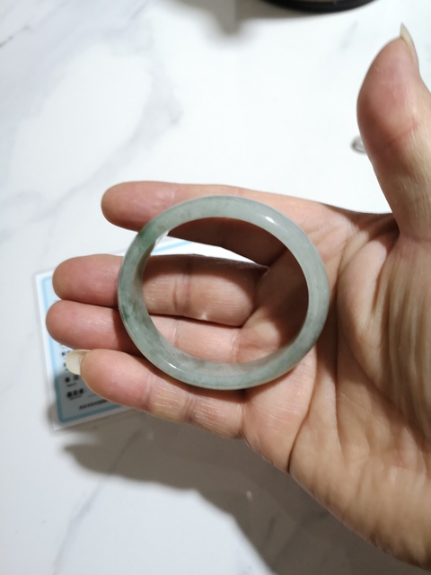 古玩玉器貴妃鐲子拍賣,當前價格680元