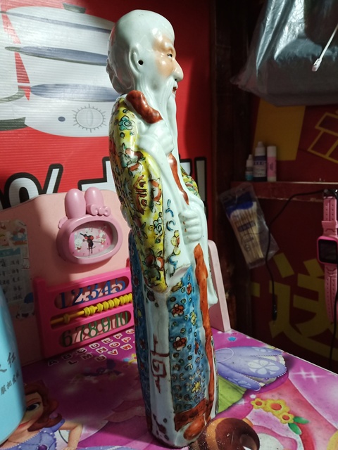 古玩陶瓷粉彩瓷塑拍賣，當(dāng)前價格8600元