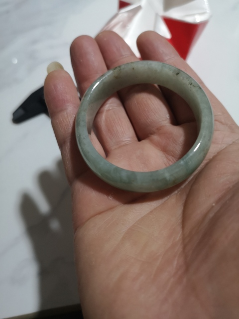 古玩玉器貴妃鐲子拍賣,當前價格680元