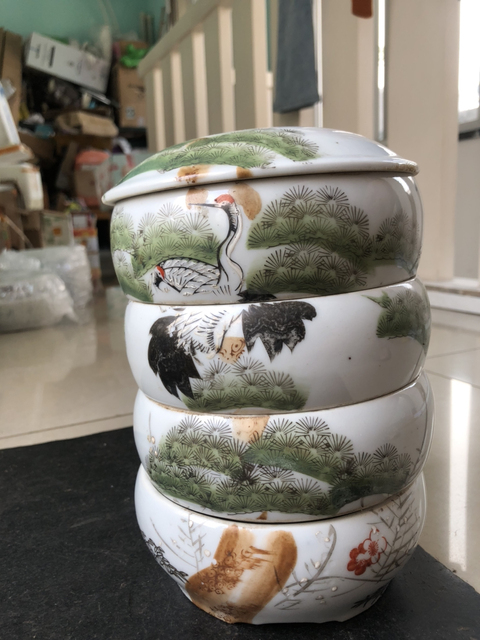 古玩陶瓷粉彩套盒拍賣，當前價格2700元