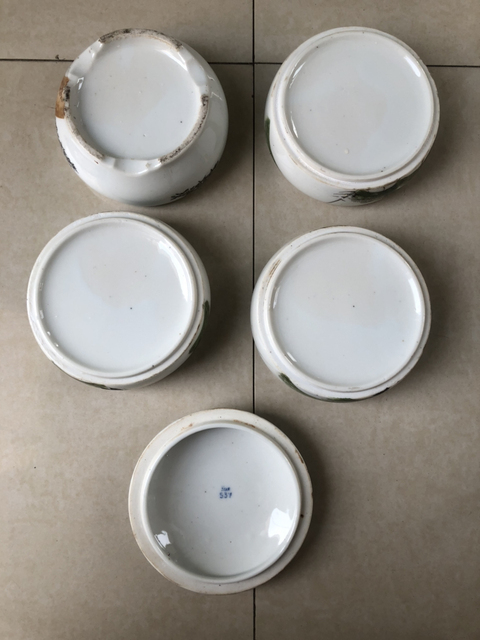 古玩陶瓷粉彩套盒拍賣，當前價格2700元