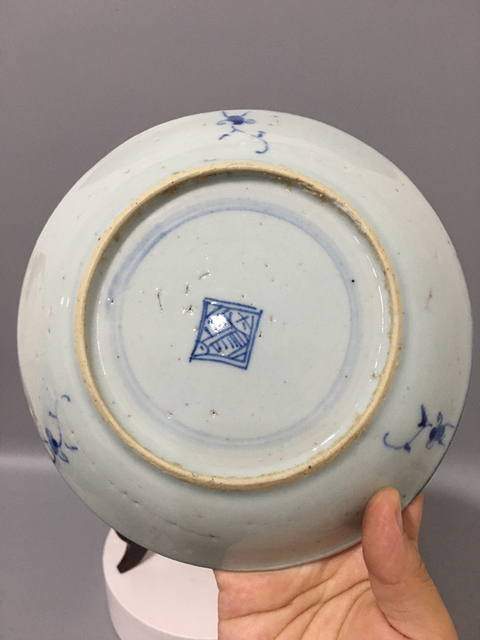 古玩陶瓷清中期?放漏?如意靈芝紋青花盤拍賣,當前價格388元