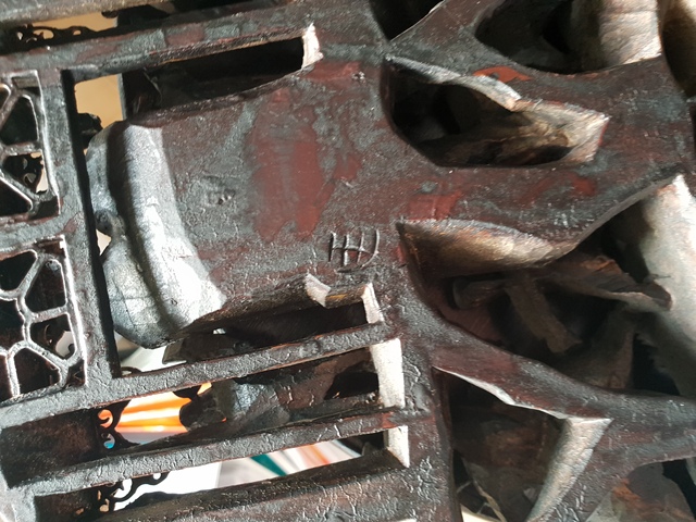 古玩雜項人物木雕拍賣，當前價格7800元