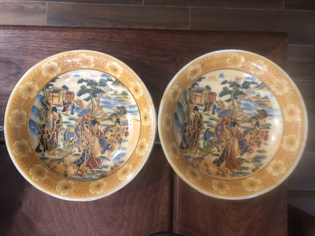 古玩陶瓷彩繪描金花卉開窗仕女圖盤拍賣，當前價格268元