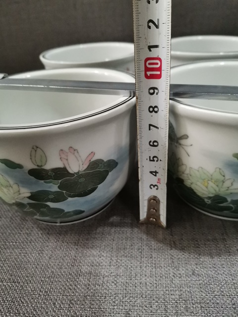 古玩陶瓷創(chuàng)匯期釉下五彩荷塘紋花缸2個(gè)拍賣，當(dāng)前價(jià)格880元