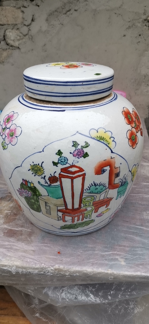 古玩陶瓷斗彩博古紋蓋罐拍賣,當前價格800元