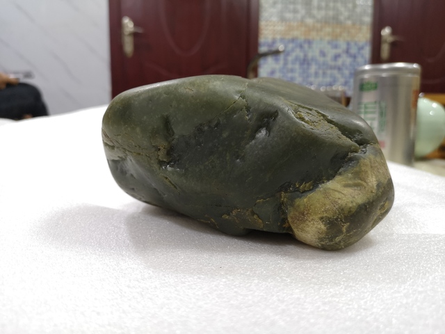 古玩玉器籽料原石拍賣(mài),當(dāng)前價(jià)格228元
