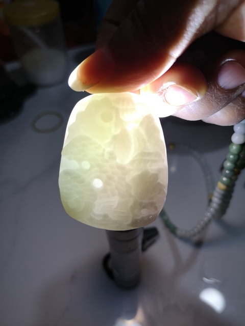 古玩玉器山水牌子拍賣,當前價格998元