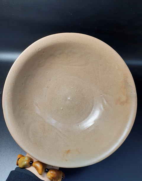 古玩陶瓷龍泉窯米黃釉青釉碗拍賣，當前價格4500元