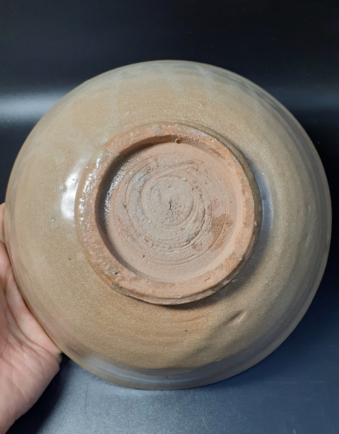 古玩陶瓷龍泉窯米黃釉青釉碗拍賣，當前價格4500元