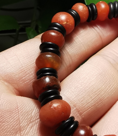 古玩玉器漢代·瑪瑙珠手串拍賣,當前價格1500元