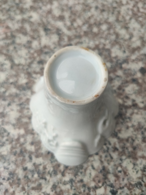 古玩陶瓷清德化模印龍虎杯拍賣(mài),當(dāng)前價(jià)格2200元