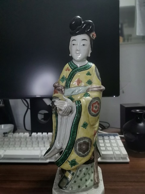 古玩陶瓷五彩仕女塑像拍賣，當前價格15800元