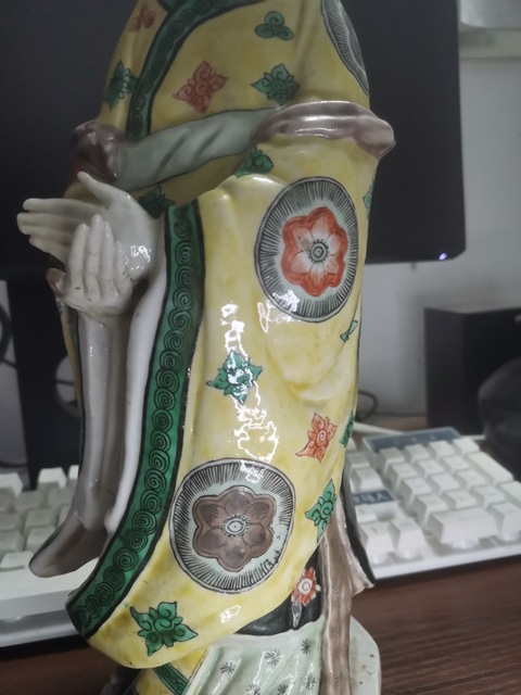 古玩陶瓷五彩仕女塑像拍賣，當前價格15800元