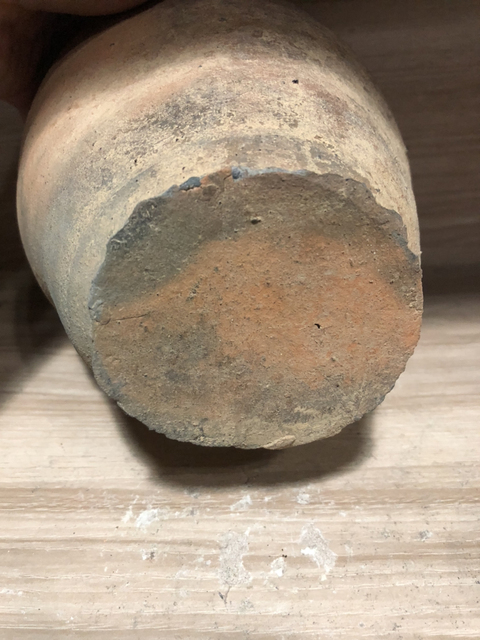 古玩陶瓷灰陶加朱瓶拍賣,當前價格588元
