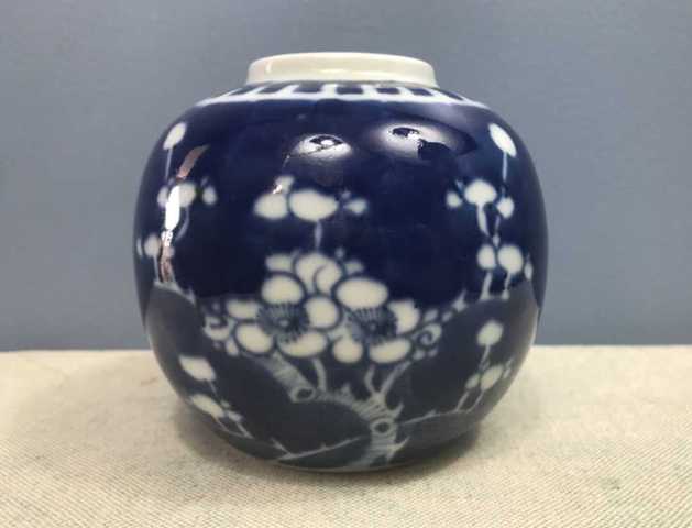 古玩陶瓷五一放漏拍賣,當前價格1999元