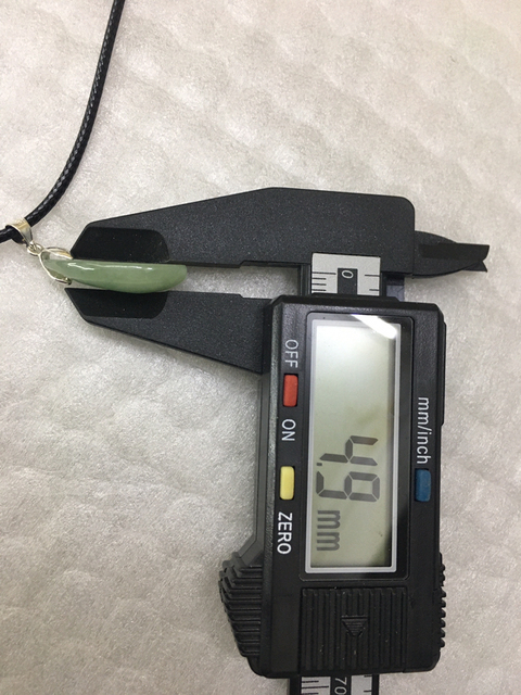 古玩玉器翡翠墜拍賣,當前價格0元
