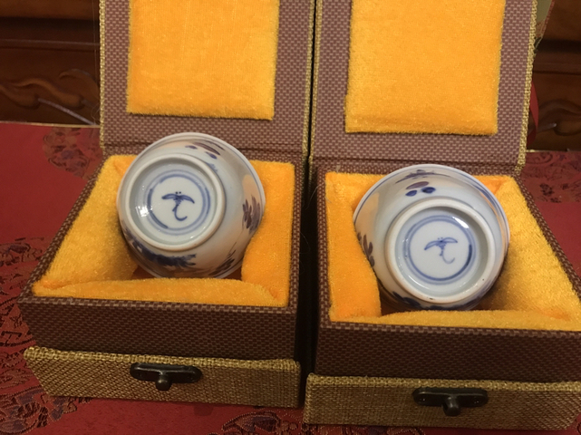 古玩陶瓷清康熙精品花卉洞石主人杯一對拍賣，當前價格1999元