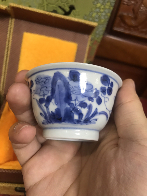 古玩陶瓷清康熙精品花卉洞石主人杯一對拍賣，當前價格1999元