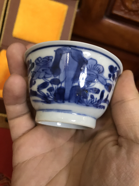 古玩陶瓷清康熙精品“花卉洞石”主人杯一對拍賣，當前價格1999元