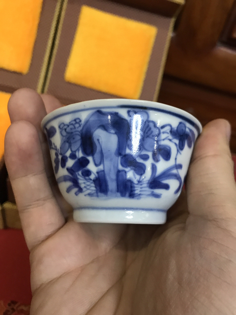 古玩陶瓷清康熙精品“花卉洞石”主人杯一對拍賣，當前價格1999元