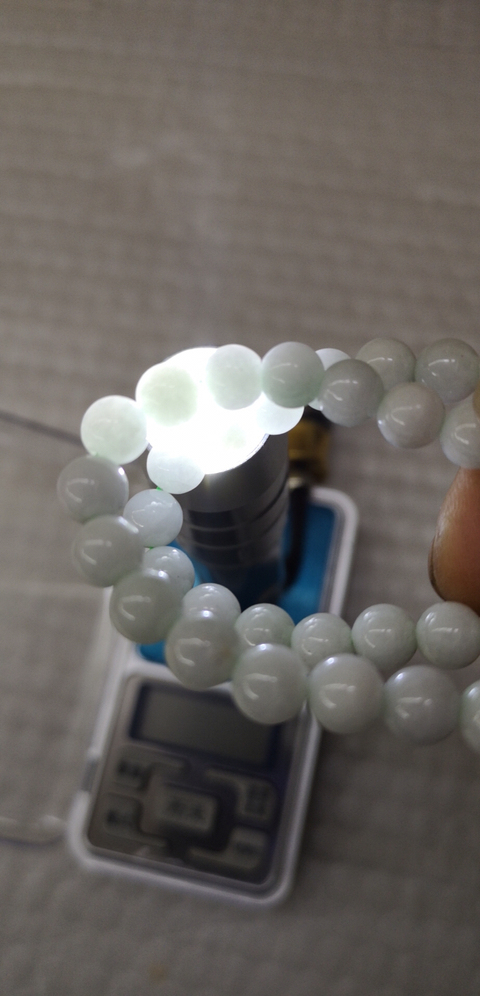 古玩玉器觀音拍賣，當前價格450元