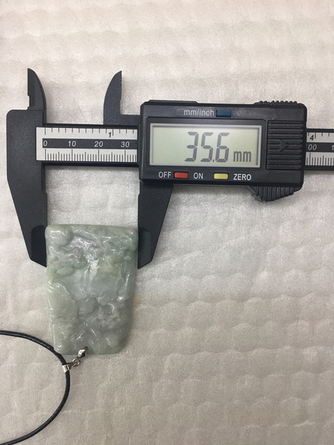 古玩玉器山水牌子拍賣,當前價格350元