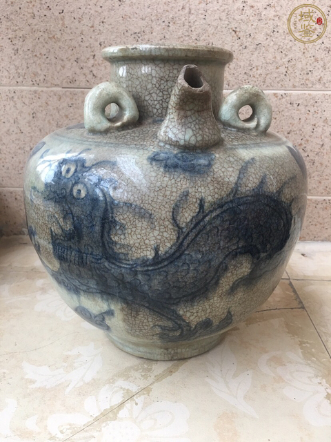 古玩陶瓷（明末清初）·哥釉龍紋提梁壺特大號拍賣，當前價格0元