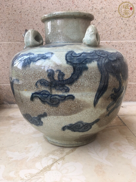 古玩陶瓷（明末清初）·哥釉龍紋提梁壺特大號拍賣，當前價格0元