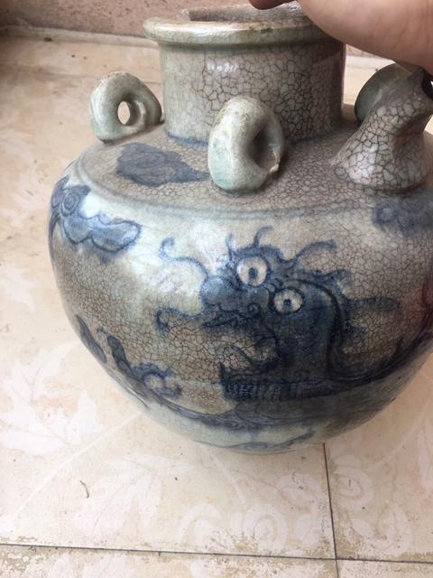 古玩陶瓷（明末清初）·哥釉龍紋提梁壺特大號拍賣，當前價格0元
