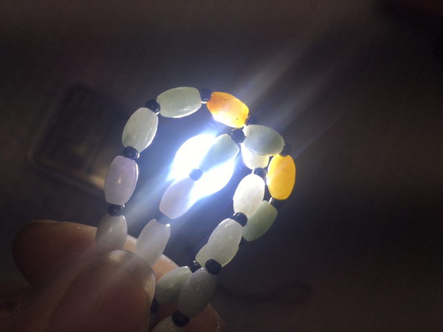 古玩玉器千手觀音拍賣,當前價格450元