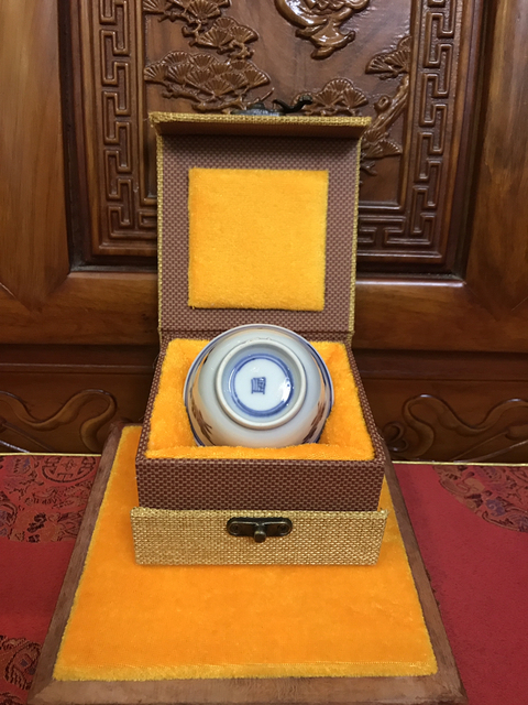 古玩陶瓷清康熙精品“花卉三多”主人杯拍賣，當前價格999元