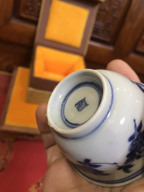 古玩陶瓷清康熙精品“花卉三多”主人杯拍賣，當前價格999元