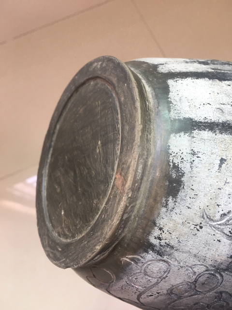 古玩陶瓷（已保真）民國精品黑陶刻龍紋大瓶拍賣，當前價格1888元