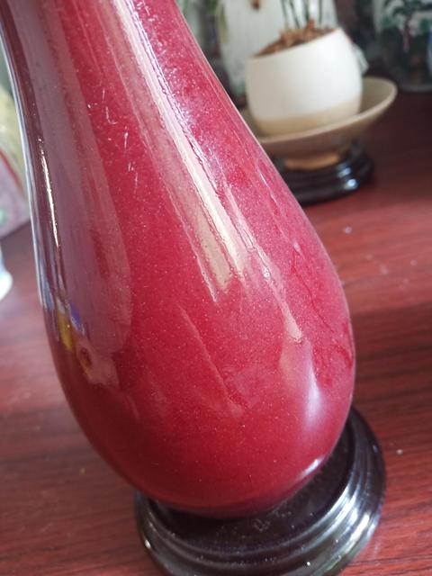 古玩陶瓷紅釉撇口瓶拍賣，當前價格110元
