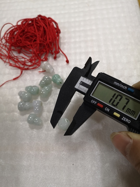 古玩玉器葫蘆墜拍賣，當前價格220元