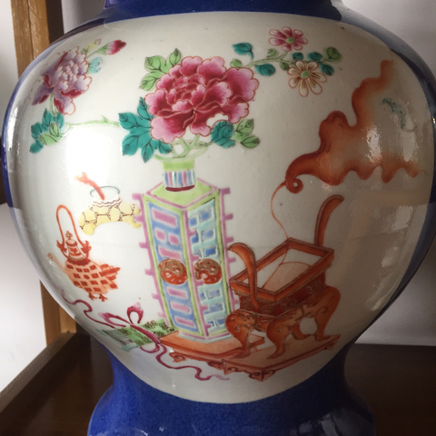 古玩陶瓷清光緒灑藍釉開光粉彩博古清供花鳥紋將軍蓋拍賣，當前價格38000元