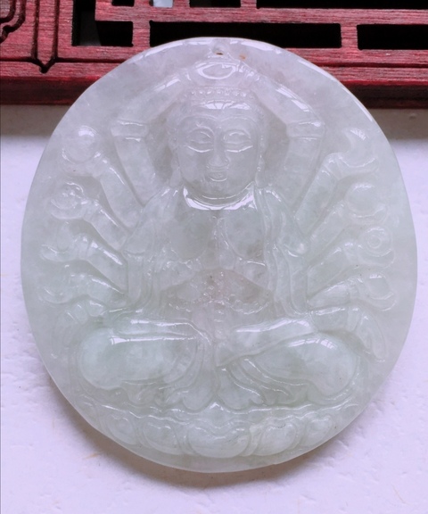 古玩玉器千手觀音拍賣，當(dāng)前價(jià)格260元