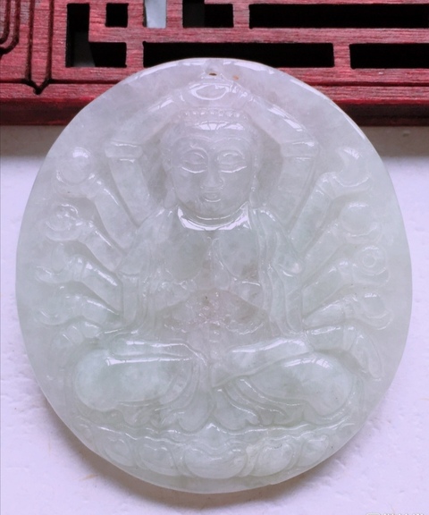 古玩玉器千手觀音拍賣，當(dāng)前價(jià)格260元