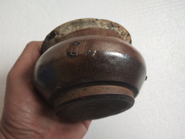 古玩陶瓷清代醬釉香爐拍賣，當前價格228元