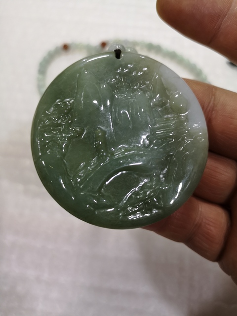古玩玉器山水牌子拍賣,當前價格680元